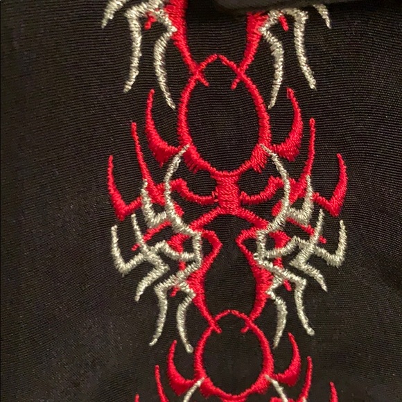 Dragonfly Clothing Co. Button up front shirt - Picture 4 of 8